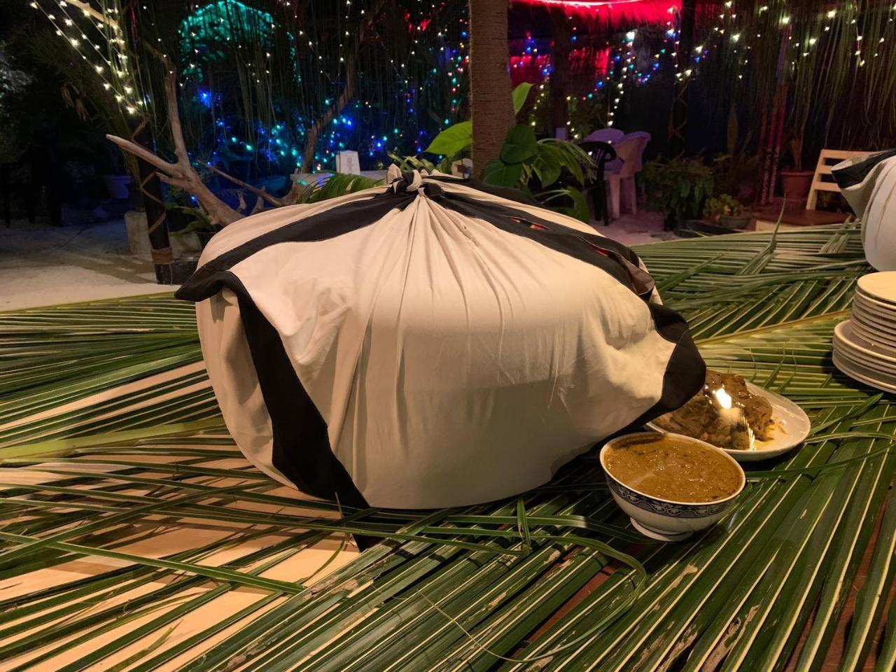 Turtle Maldives - Your Gateway To The Beach & Marine Adventures Await! Omadhoo Екстериор снимка